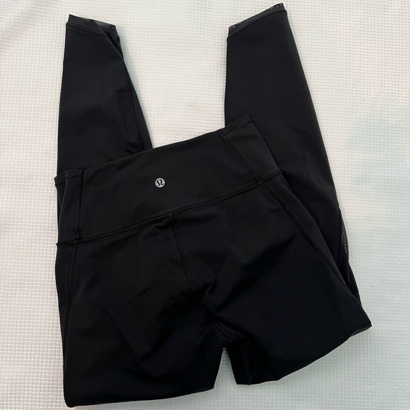 Lululemon Legging Mesh Detail - Picture 5 of 14